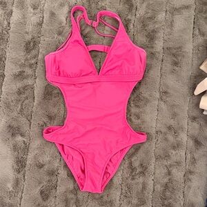 VENUS Vibrant Pink Swimwear